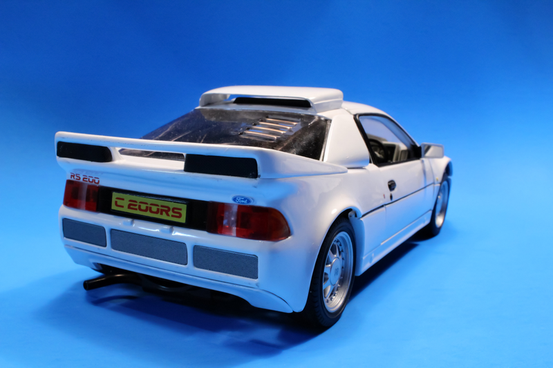 Illustration for article titled Ricko 1:18 scale Ford RS200